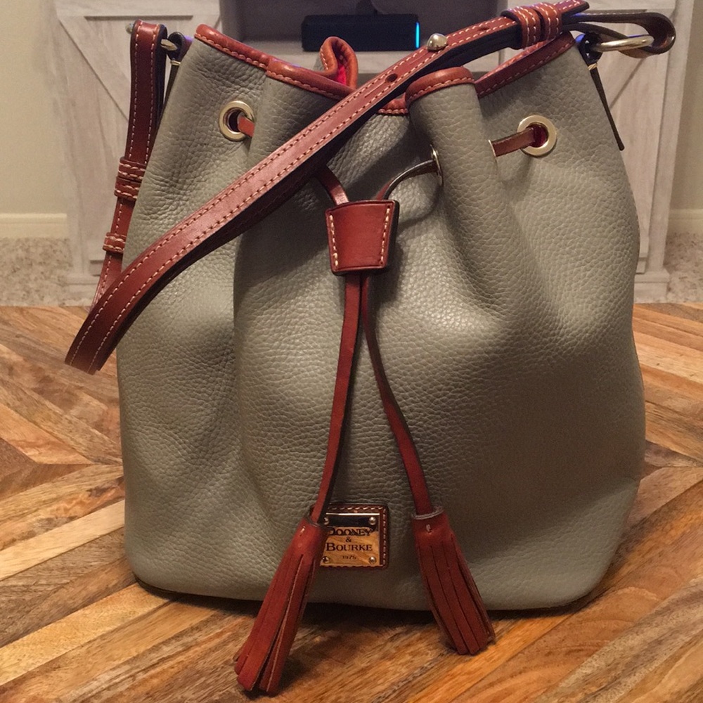 Dooney & Bourke handbag